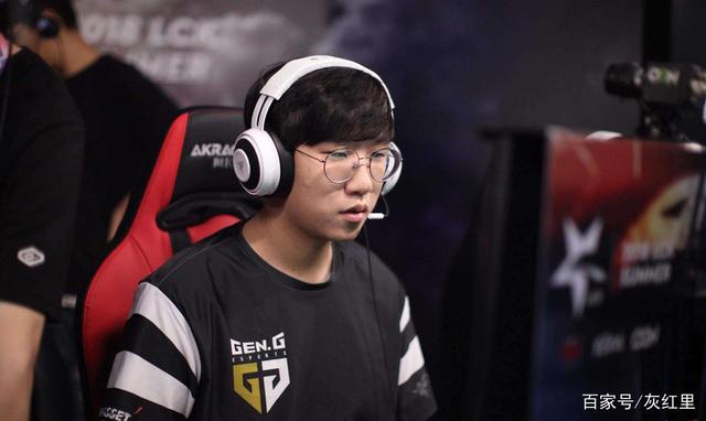 并在此期间 并在此期间