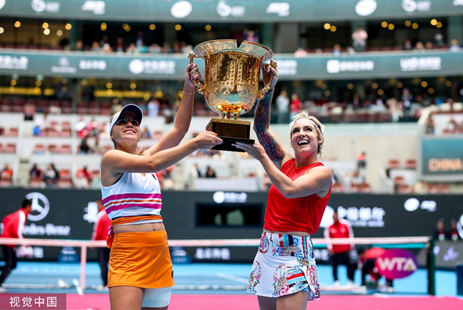 而在最新的 而在最新的