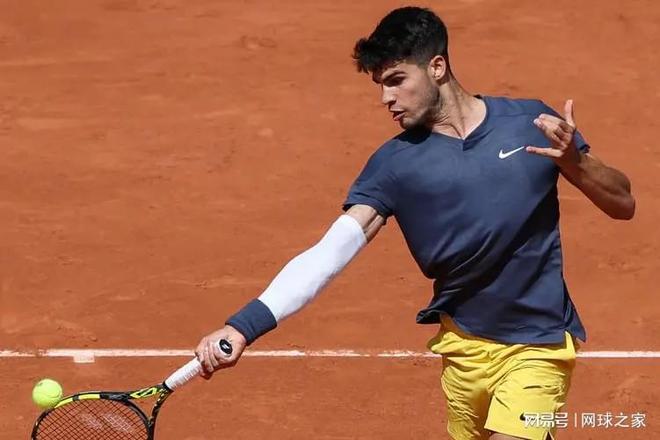 境下的亮眼 境下的亮眼