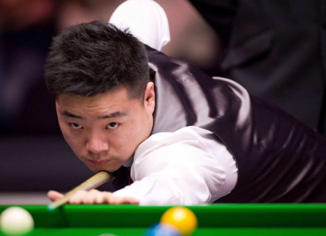 新疆球员刘 新疆球员刘