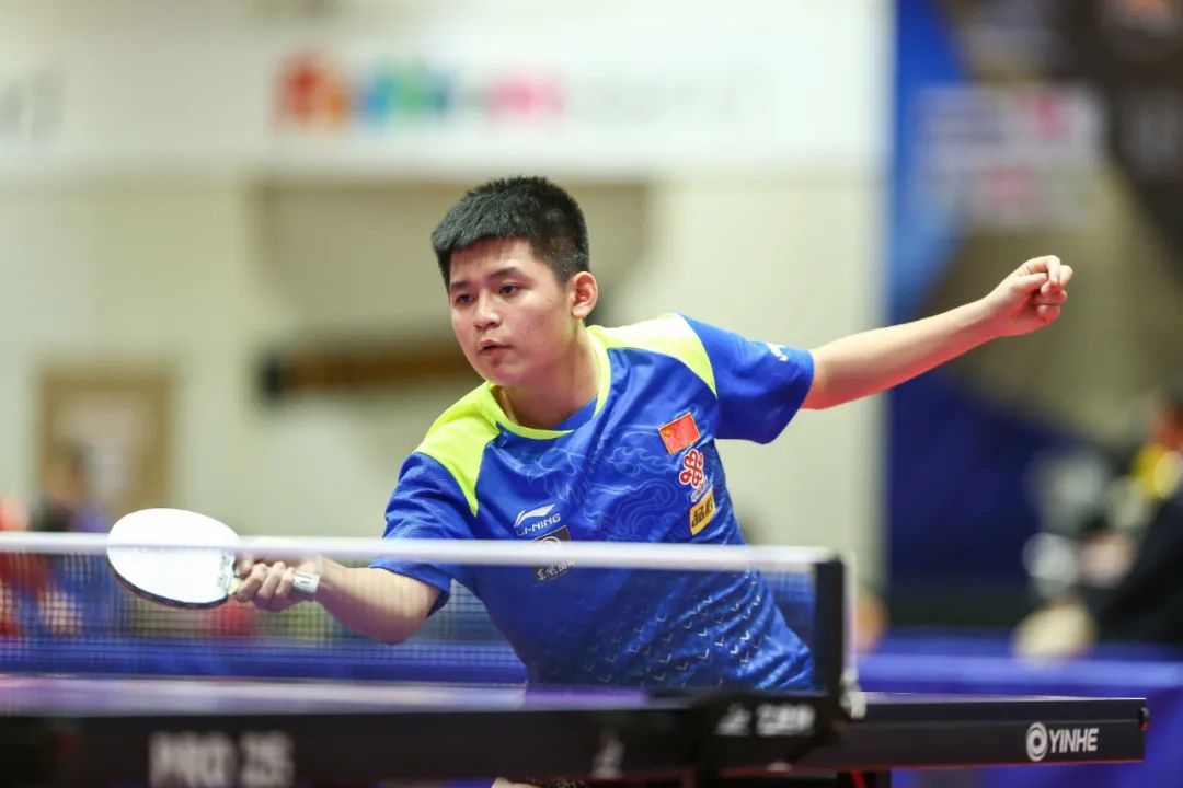 拉的头球攻 拉的头球攻