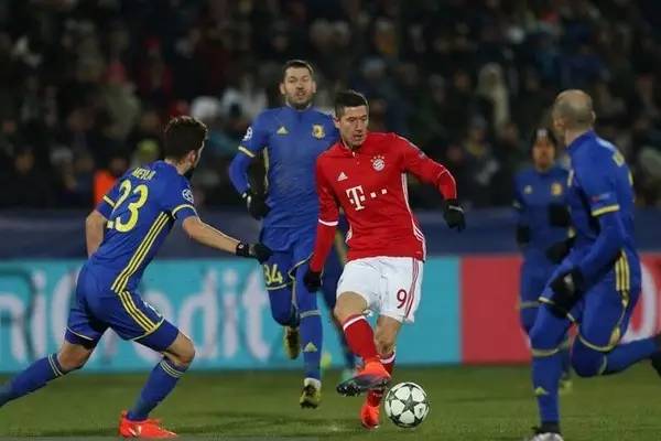 的进攻被耐 的进攻被耐