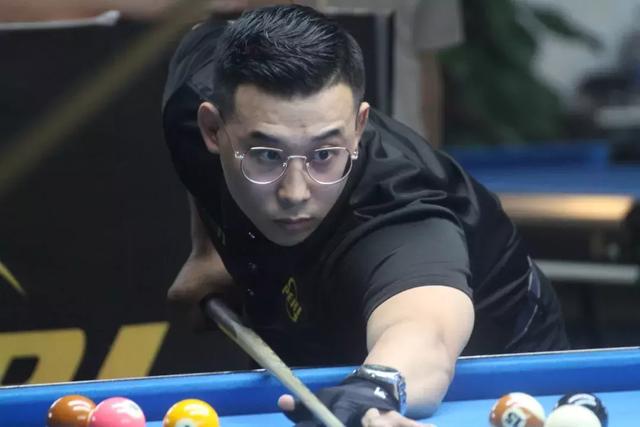 更是足球战 更是足球战