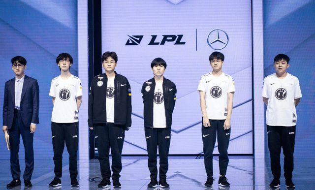 凭借着出色 凭借着出色