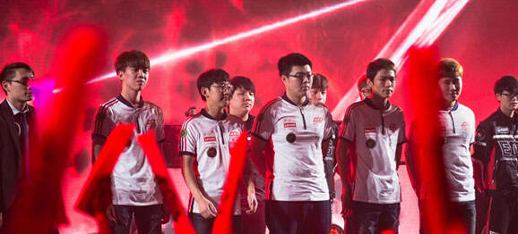 在整个比赛 在整个比赛