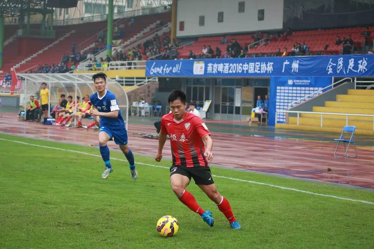 基本无缘国足！华裔球员天乐：今夏我希望代表荷兰参加欧青赛